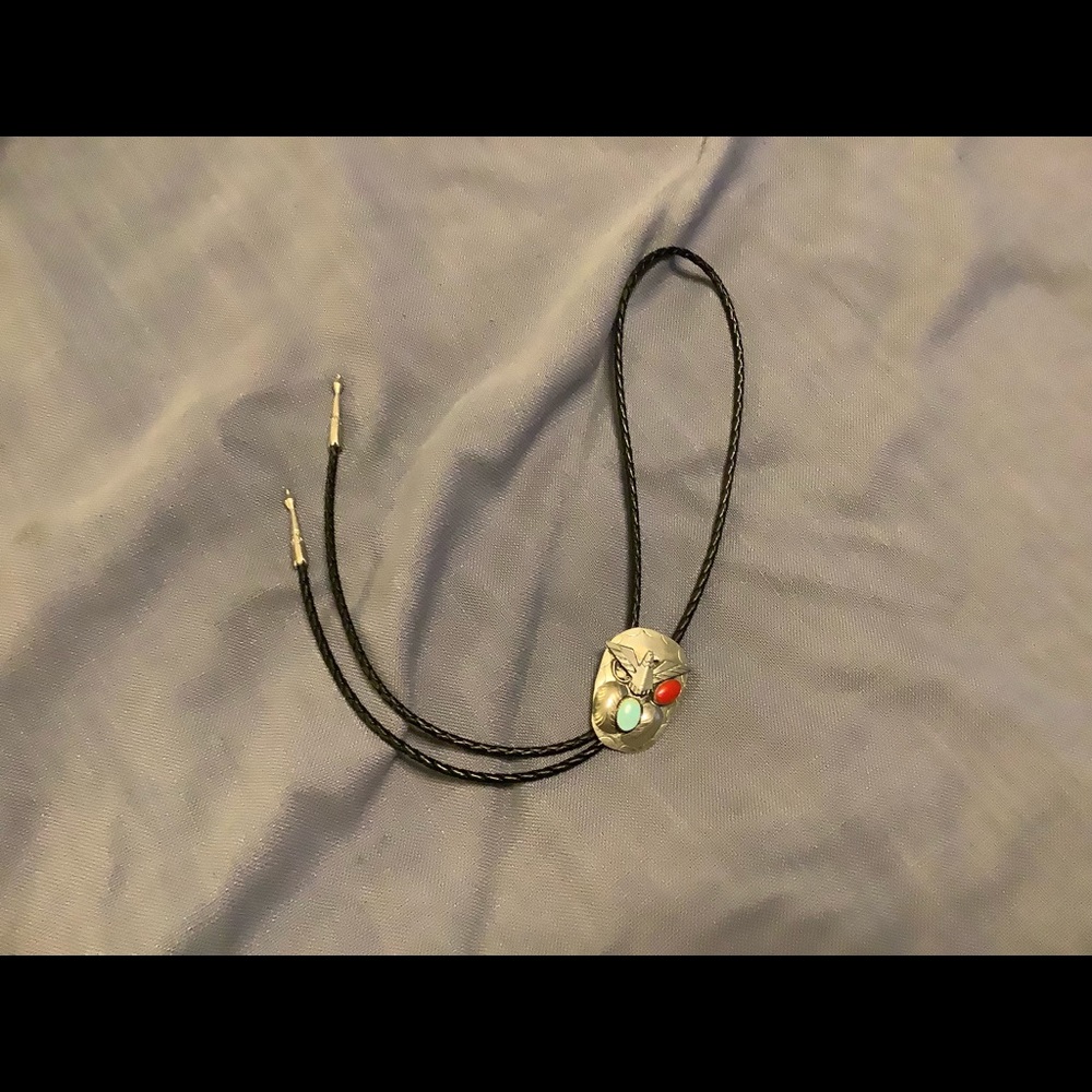 VINTGE STYLIZED EAGLE BOLO TIE